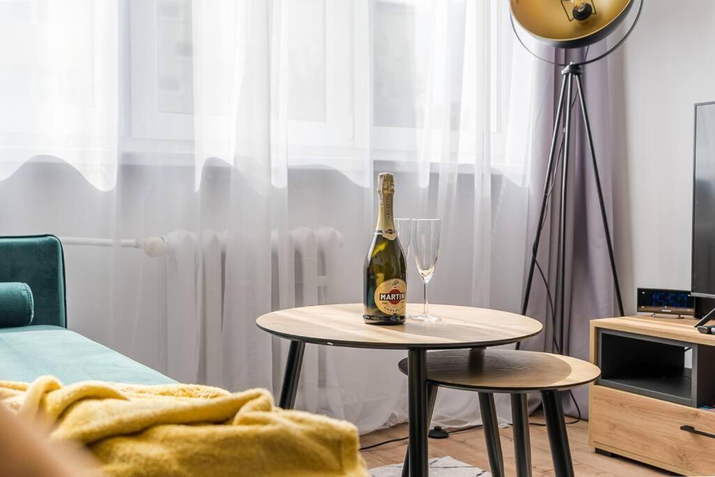 Uroczy Apartament 2 Pokoje - 10 Min Do Morza! Gdaňsk Exteriér fotografie